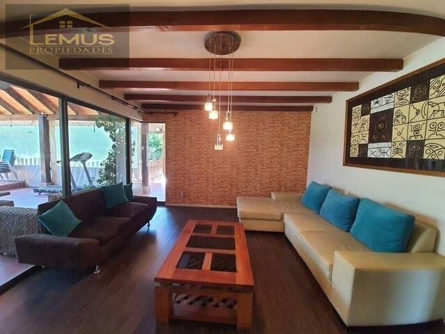 Casa para Venta en Calle Larga - 4