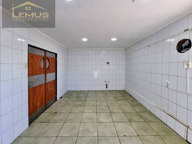 Local Comercial para Arriendo en Los Andes - 4