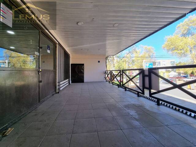 #94 - Local Comercial para Arriendo en Los Andes - V - 1
