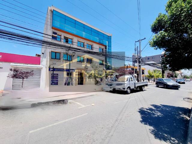 #157 - Oficina para Arriendo en Los Andes - V - 1